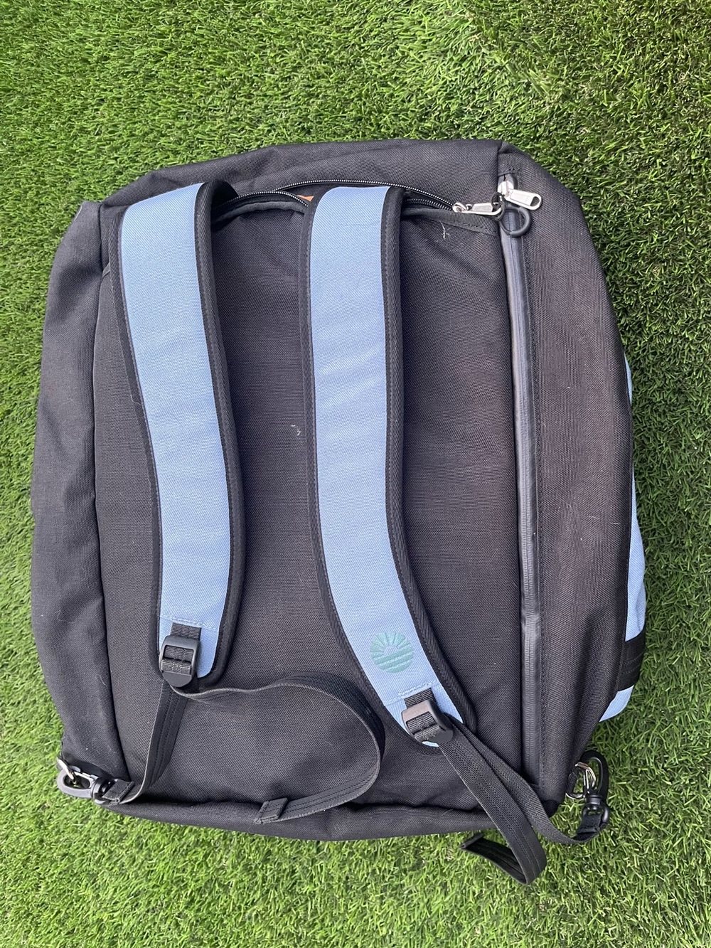Brand New without Tags TOBIQ Hybrid Travel Duffel Backpack! ✈️🎒 - Picture 5 of 6